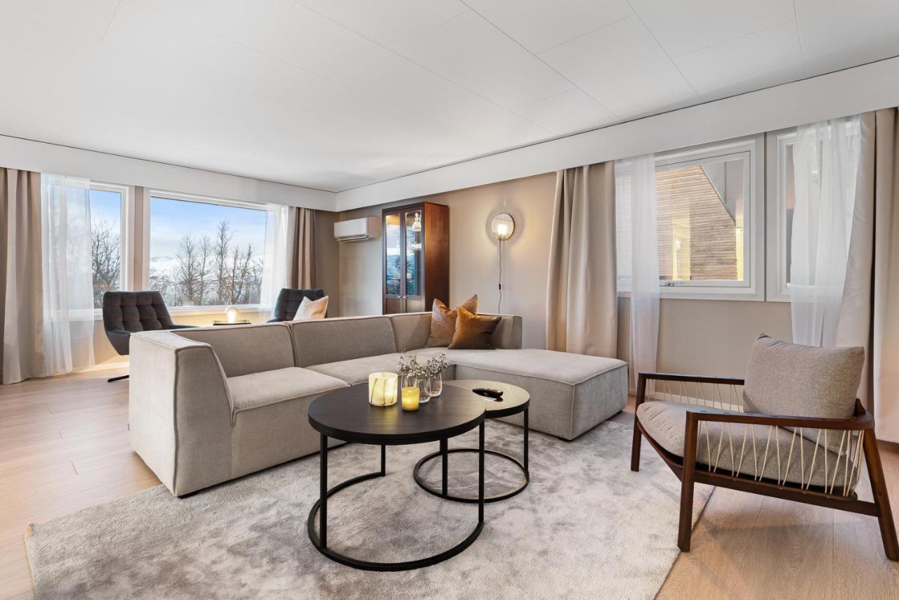 Enter Tromso - The Mountain View Apartment Bagian luar foto