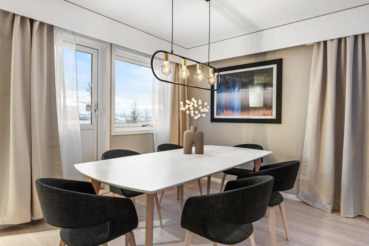Enter Tromso - The Mountain View Apartment Bagian luar foto